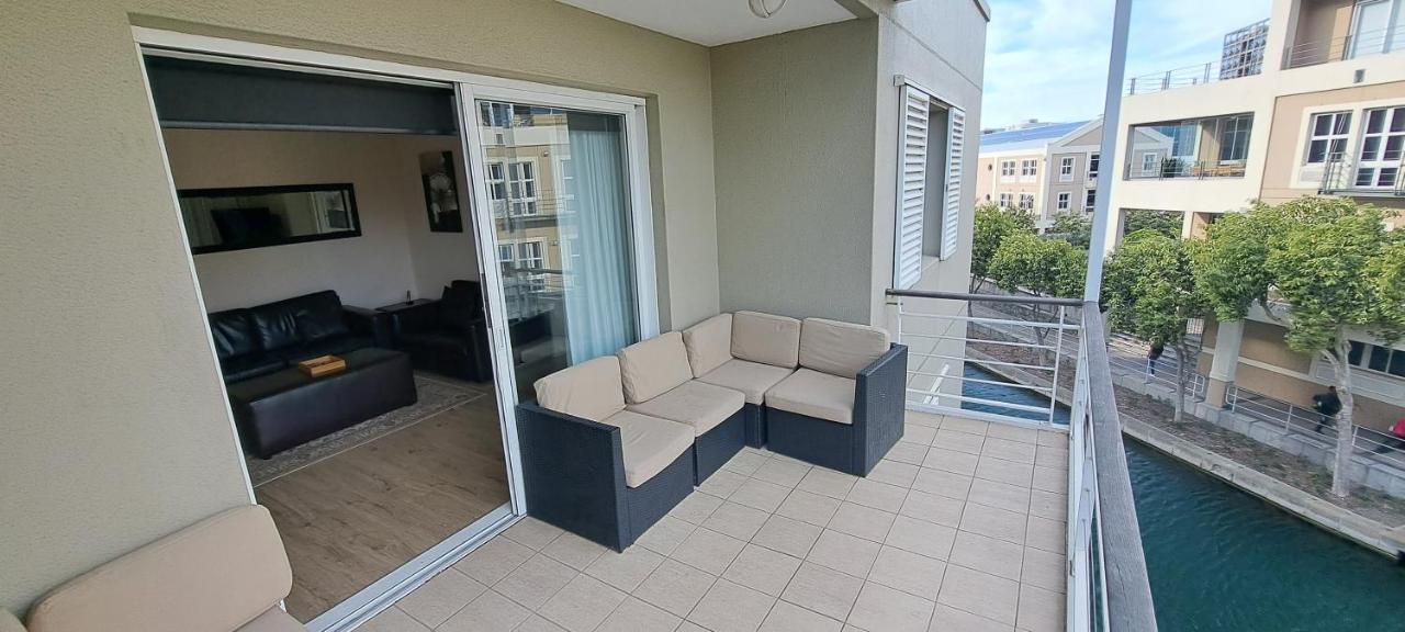 V&A Waterfront Marina Family Apartment 201 Altmore Cape Town Exterior photo